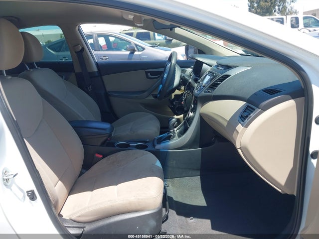 2016 Hyundai Elantra Se მანქანა იყიდება აუქციონზე, vin: 5NPDH4AE0GH684606, აუქციონის ნომერი: 45158941