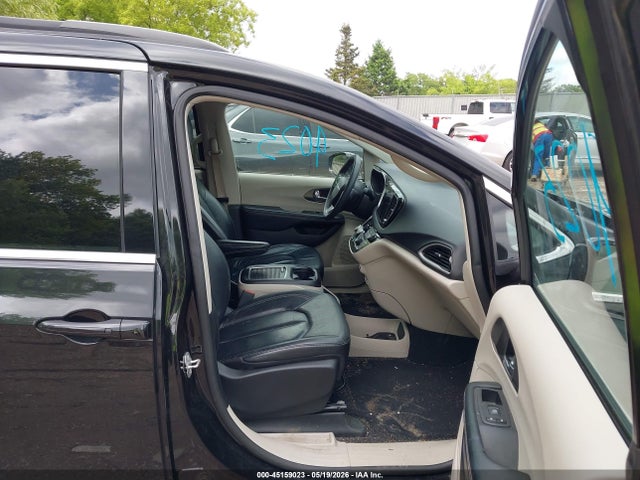 2022 Chrysler Pacifica Touring L მანქანა იყიდება აუქციონზე, vin: 2C4RC1BG1NR214989, აუქციონის ნომერი: 45159023