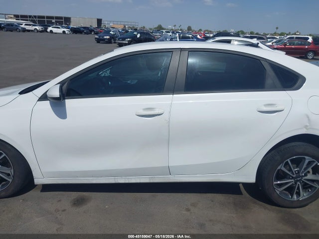 Aukcja sprzedaży 2024 Kia Forte Lxs, vin: 3KPF24AD0RE825604, numer aukcji: 45159047