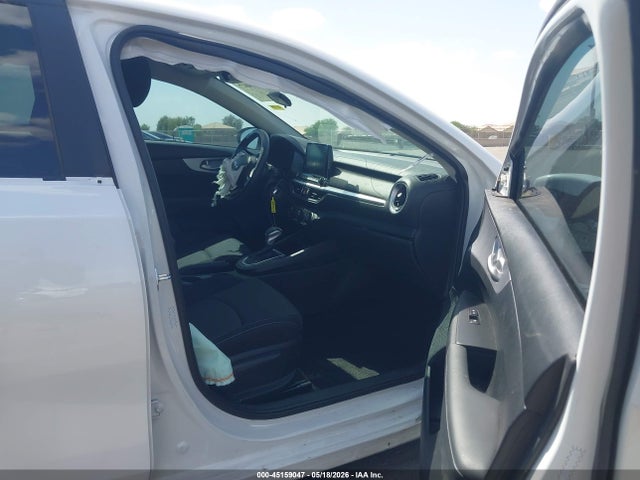 Aukcja sprzedaży 2024 Kia Forte Lxs, vin: 3KPF24AD0RE825604, numer aukcji: 45159047