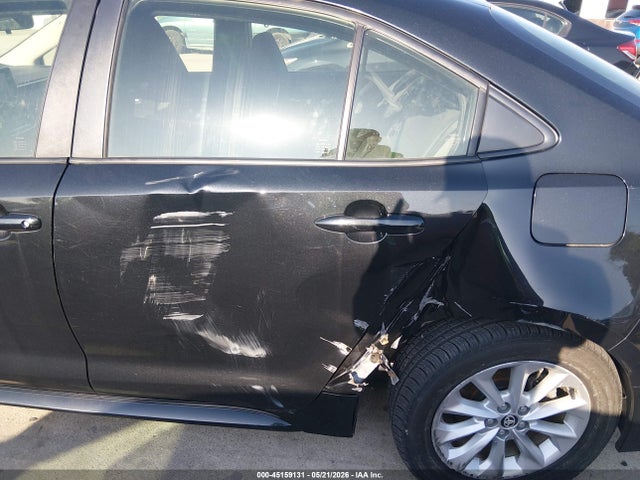 45159131 :رقم المزاد ، JTDVPMAE8MJ151672 vin ، 2021 Toyota Corolla Le مزاد بيع