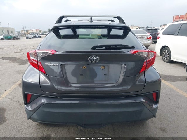 JTNKHMBX0L1084639 Toyota C-HR XLE