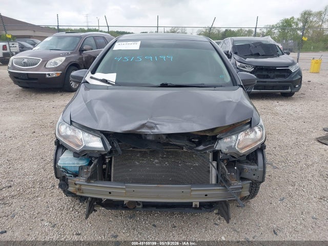 45159199 :رقم المزاد ، 3HGGK5H56FM755506 vin ، 2015 Honda Fit Lx مزاد بيع