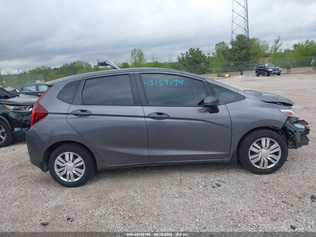 45159199 :رقم المزاد ، 3HGGK5H56FM755506 vin ، 2015 Honda Fit Lx مزاد بيع