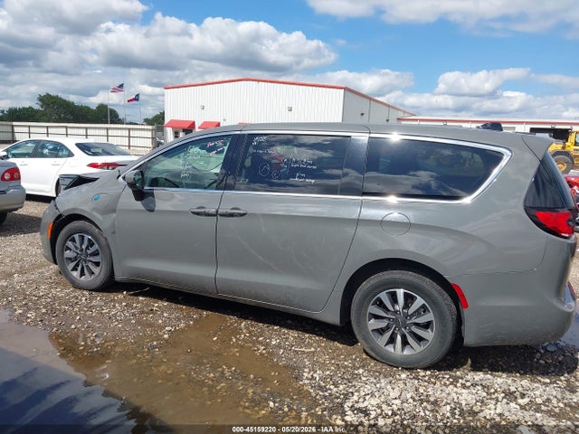 Продажа на аукционе авто 2023 Chrysler Pacifica Hybrid Touring L, vin: 2C4RC1L74PR588501, номер лота: 45159220