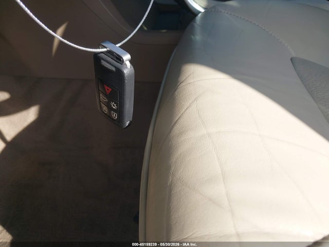 45159239 :رقم المزاد ، YV1952AS1B1144197 vin ، 2011 Volvo S80 3.2 مزاد بيع