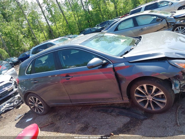 Продаж на аукціоні авто 2018 Hyundai Elantra Gt, vin: KMHH35LE2JU010856, номер лоту: 45159242