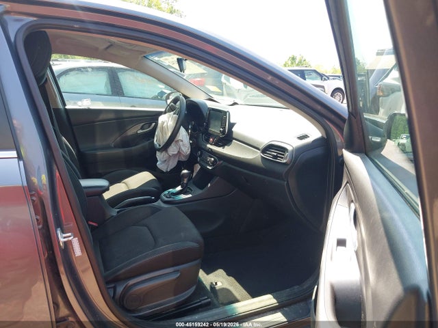 Продаж на аукціоні авто 2018 Hyundai Elantra Gt, vin: KMHH35LE2JU010856, номер лоту: 45159242