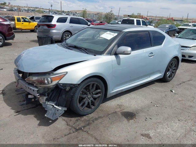 Scion Tc 10 Series 2014 JTKJF5C76E3070495 Image 2