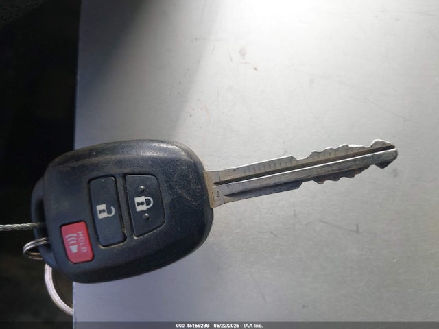 Toyota RAV4 LE 2014 JTMBFREV2ED078926 Image 11