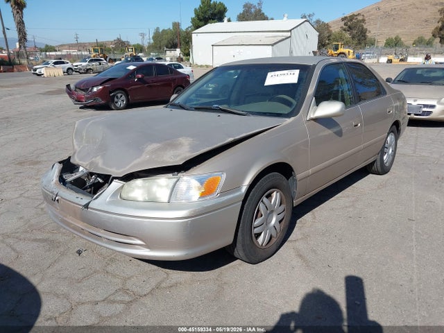 2001 Toyota Camry Le მანქანა იყიდება აუქციონზე, vin: JT2BG22K210603198, აუქციონის ნომერი: 45159334