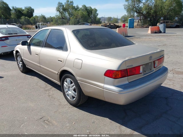 2001 Toyota Camry Le მანქანა იყიდება აუქციონზე, vin: JT2BG22K210603198, აუქციონის ნომერი: 45159334
