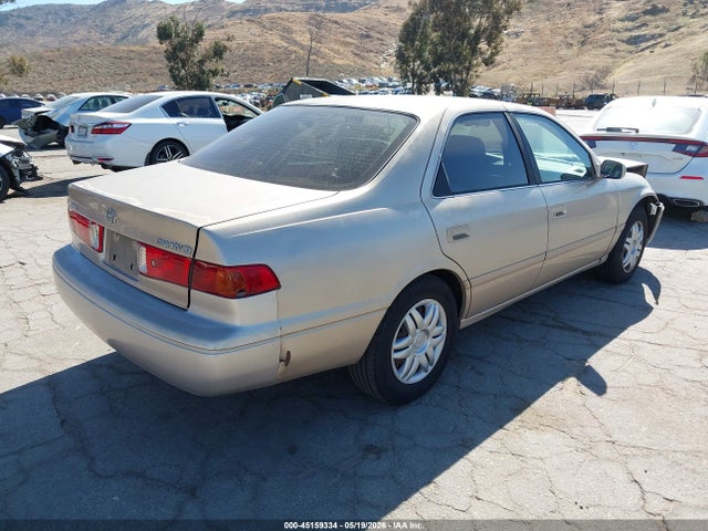 2001 Toyota Camry Le მანქანა იყიდება აუქციონზე, vin: JT2BG22K210603198, აუქციონის ნომერი: 45159334