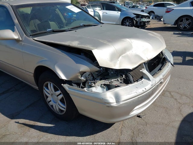2001 Toyota Camry Le მანქანა იყიდება აუქციონზე, vin: JT2BG22K210603198, აუქციონის ნომერი: 45159334