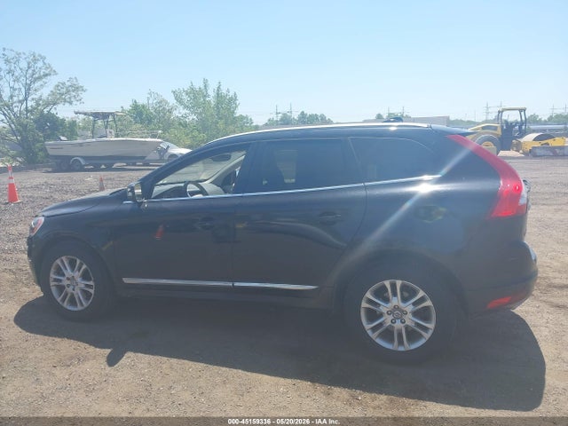 2015 Volvo Xc60 T5 Platinum მანქანა იყიდება აუქციონზე, vin: YV4612RM1F2636123, აუქციონის ნომერი: 45159336