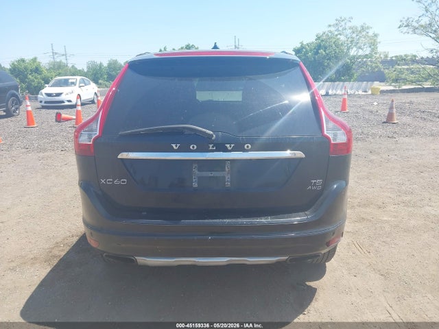 2015 Volvo Xc60 T5 Platinum მანქანა იყიდება აუქციონზე, vin: YV4612RM1F2636123, აუქციონის ნომერი: 45159336