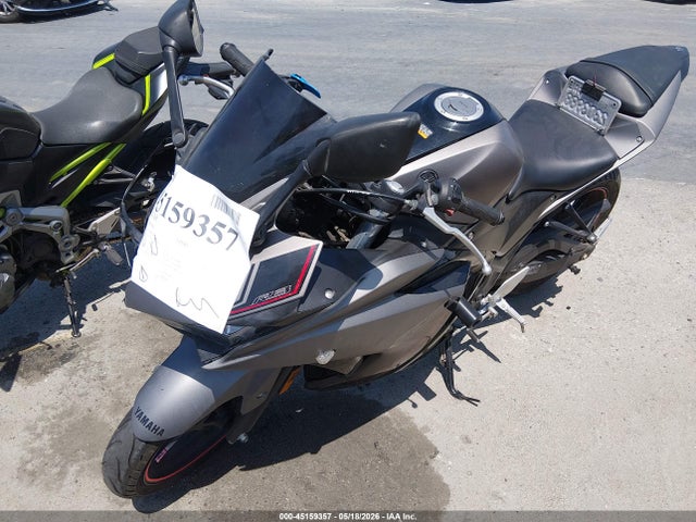 MH3RH06Y3GK012852 Yamaha YZFR3