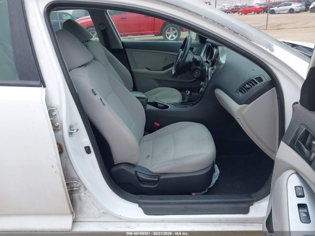 Продажа на аукционе авто 2015 Kia Optima Lx, vin: 5XXGM4A72FG367348, номер лота: 45159381
