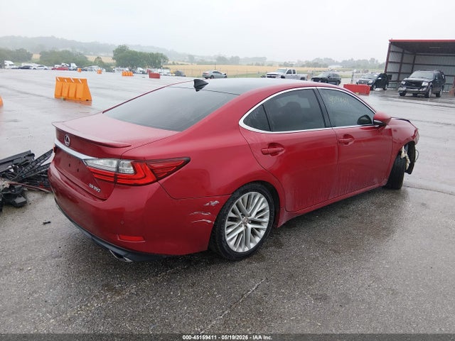 Lexus ES 350 2016 JTHBK1GG0G2236110 Image 4