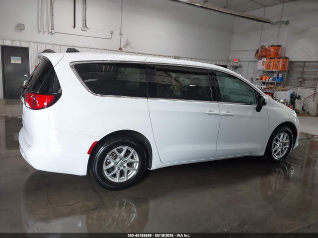 Chrysler Voyager Lx 2021 2C4RC1CG0MR568404 Image 18