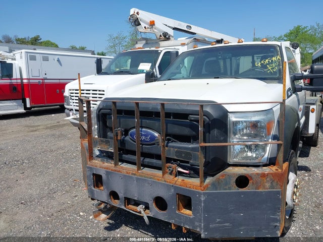 2015 Ford F-550 Chassis Xl მანქანა იყიდება აუქციონზე, vin: 1FDUF5HT0FEB04992, აუქციონის ნომერი: 45159473