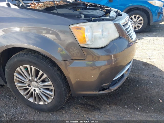 Продаж на аукціоні авто 2015 Chrysler Town & Country Touring-l, vin: 2C4RC1CG4FR506653, номер лоту: 45159515