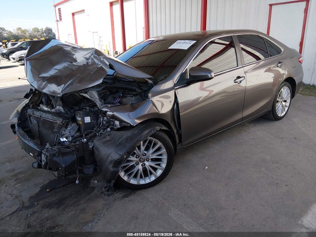 4T1BF1FK2HU643018 Toyota CAMRY SE