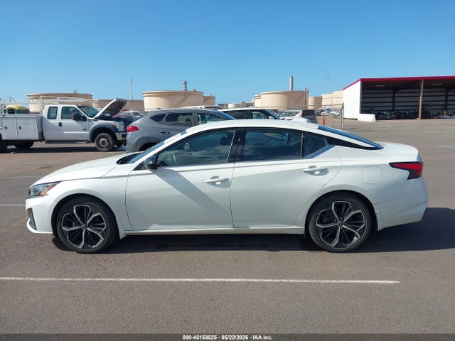 1N4BL4CV7SN415178 Nissan Altima Sr Fwd