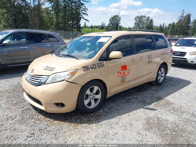 Aukcja sprzedaży 2015 Toyota Sienna Le 8 Passenger, vin: 5TDKK3DC2FS580835, numer aukcji: 45159543