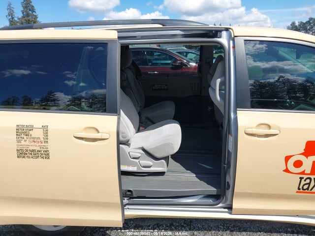 Aukcja sprzedaży 2015 Toyota Sienna Le 8 Passenger, vin: 5TDKK3DC2FS580835, numer aukcji: 45159543