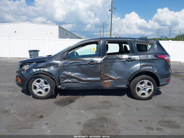 2017 Ford Escape S მანქანა იყიდება აუქციონზე, vin: 1FMCU0F76HUA88784, აუქციონის ნომერი: 45159573