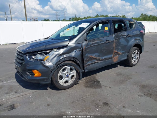 2017 Ford Escape S მანქანა იყიდება აუქციონზე, vin: 1FMCU0F76HUA88784, აუქციონის ნომერი: 45159573