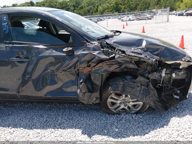 Aukcja sprzedaży 2017 Toyota Yaris Ia, vin: 3MYDLBYV7HY185798, numer aukcji: 45159608