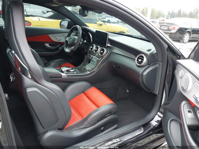 45159630 :رقم المزاد ، WDDWJ8HBXHF493132 vin ، 2017 Mercedes-benz Amg C 63 S مزاد بيع