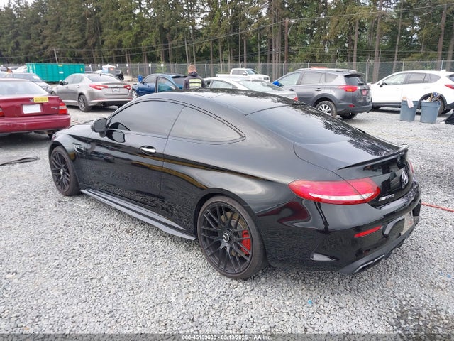 45159630 :رقم المزاد ، WDDWJ8HBXHF493132 vin ، 2017 Mercedes-benz Amg C 63 S مزاد بيع