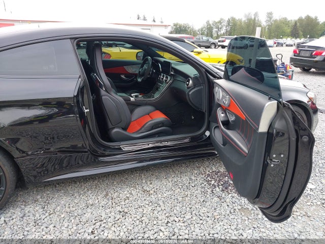 45159630 :رقم المزاد ، WDDWJ8HBXHF493132 vin ، 2017 Mercedes-benz Amg C 63 S مزاد بيع
