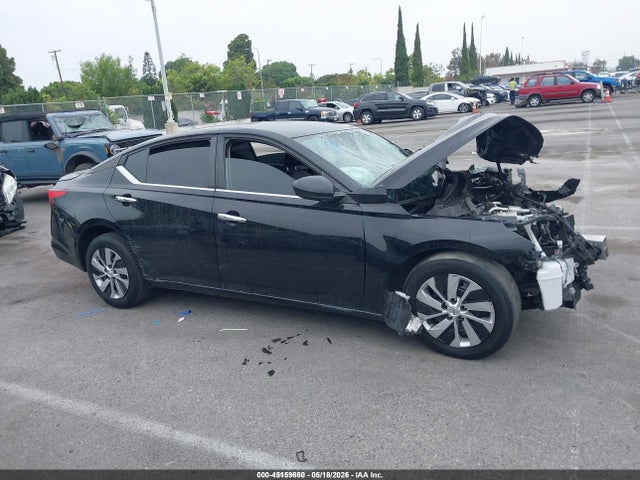 45159660 :رقم المزاد ، 1N4BL4BV2LC204243 vin ، 2020 Nissan Altima S Fwd مزاد بيع