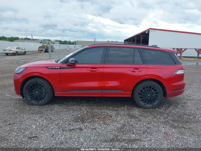 Lincoln Aviator Reserve 2026 5LM5J7WC6TGL12700 Image 15