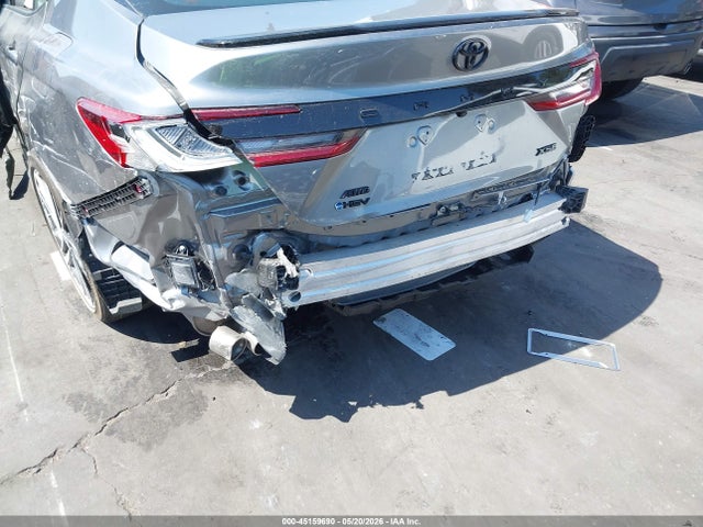 4T1DBADK9SU522839 Toyota CAMRY XSE
