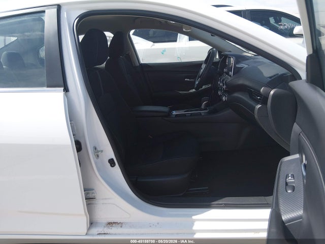 3N1AB8CV4SY301760 Nissan SENTRA SV