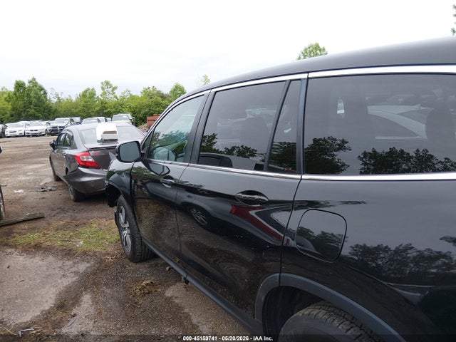 Продажа на аукционе авто 2017 Honda Pilot Ex-l, vin: 5FNYF6H64HB033769, номер лота: 45159741