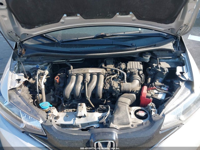 45159774 :رقم المزاد ، 3HGGK5H58FM735435 vin ، 2015 Honda Fit Lx مزاد بيع