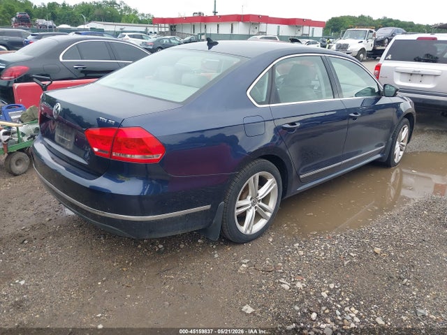 Aukcja sprzedaży 2013 Volkswagen Passat 2.0l Tdi Se, vin: 1VWBN7A35DC027904, numer aukcji: 45159837
