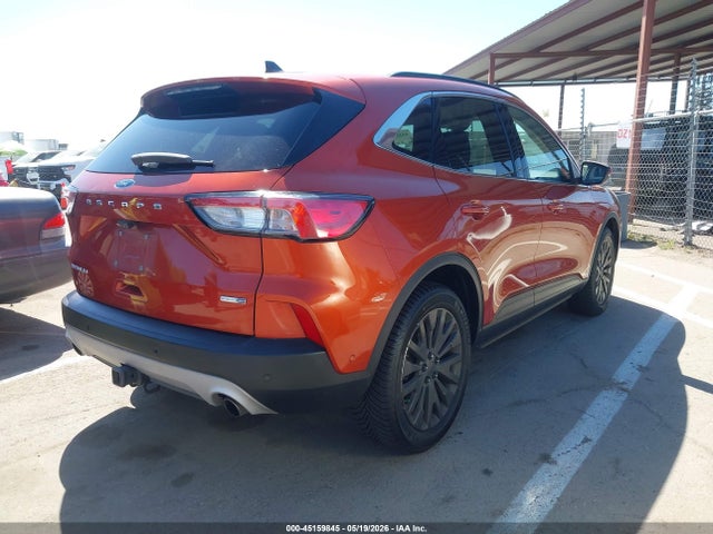 1FMCU9J96LUB10885 Ford Escape Titanium
