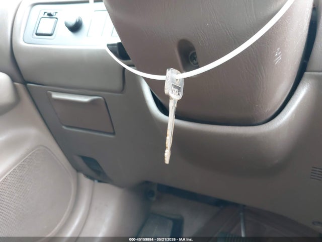 2001 Toyota Camry Le მანქანა იყიდება აუქციონზე, vin: 4T1BG22K51U860433, აუქციონის ნომერი: 45159884