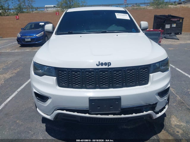 1C4RJFAG0JC122277 Jeep Grand Cherokee Altitude 4x4