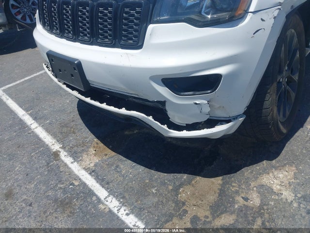 1C4RJFAG0JC122277 Jeep Grand Cherokee Altitude 4x4