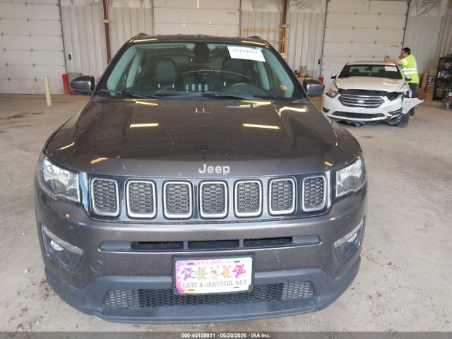 2018 Jeep Compass Latitude Fwd მანქანა იყიდება აუქციონზე, vin: 3C4NJCBB9JT105661, აუქციონის ნომერი: 45159921