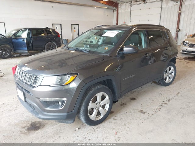 2018 Jeep Compass Latitude Fwd მანქანა იყიდება აუქციონზე, vin: 3C4NJCBB9JT105661, აუქციონის ნომერი: 45159921