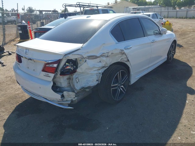 Продаж на аукціоні авто 2016 Honda Accord Touring, vin: 1HGCR3F94GA026682, номер лоту: 45159928